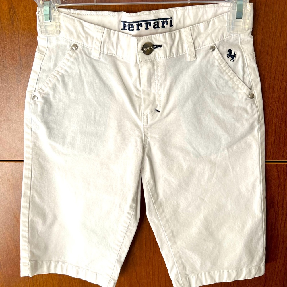 FerrariBermuda Shorts, new without tag
